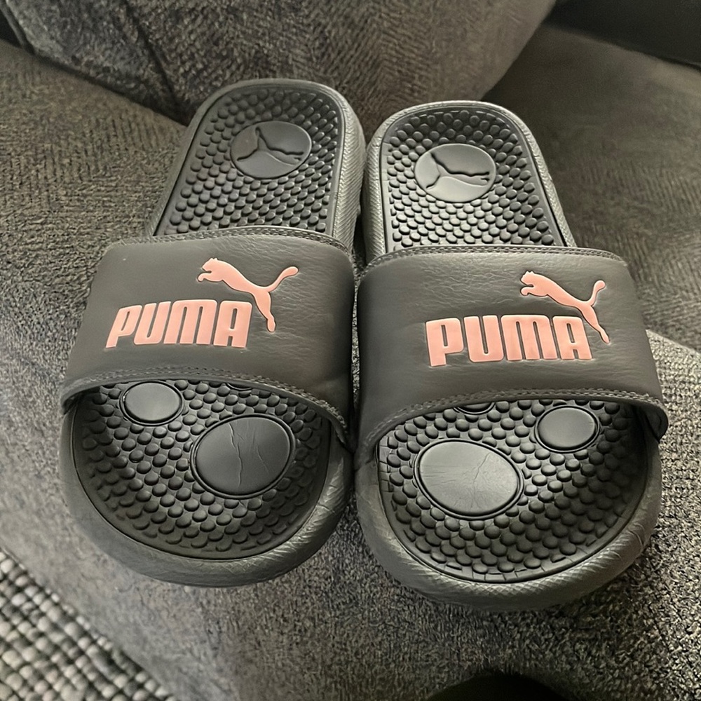 Puma ladies slides